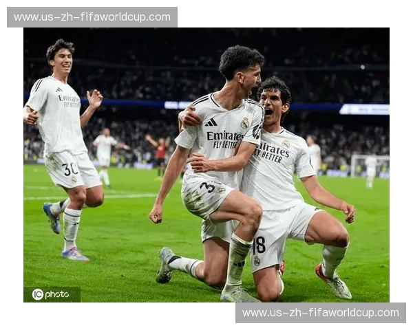 白色风暴席卷海岛:皇马vs马洛卡,一场关于星光与铁血的绿茵博弈